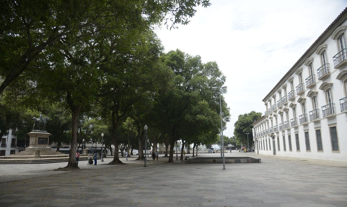 Parque da Família em Aparecida de Goiânia possui pista de caminhada e uma ciclovia 